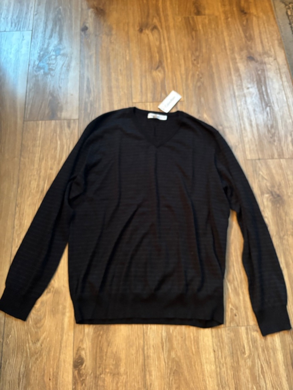 Calvin Klein Men's Black V-Neck Knit Pullover